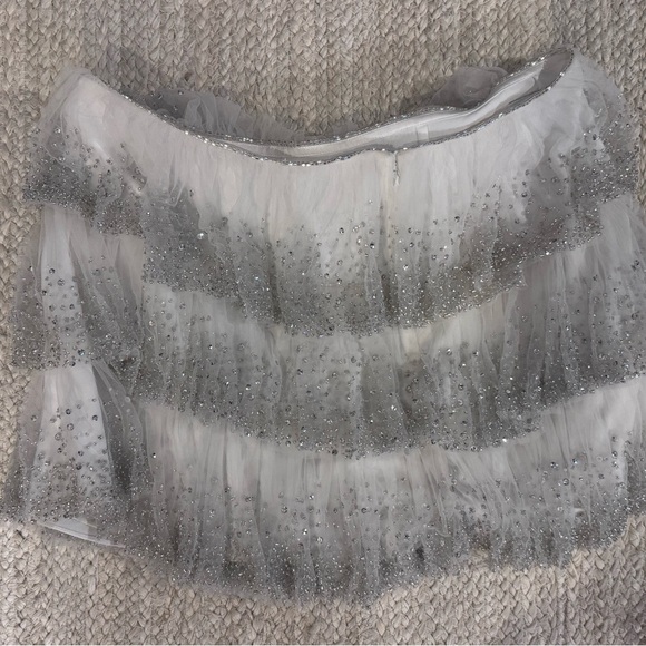 CLIO PEPPIATT
Evie beaded tiered tulle miniskirt - Picture 8 of 9